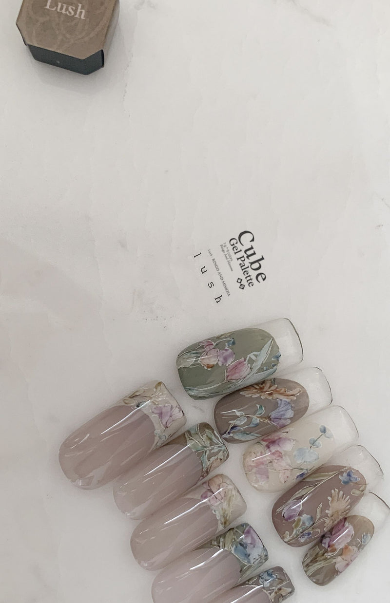 Ringo & Mimosa Rily Long Island Iced Tea Dynamic Floral Nail Stickers