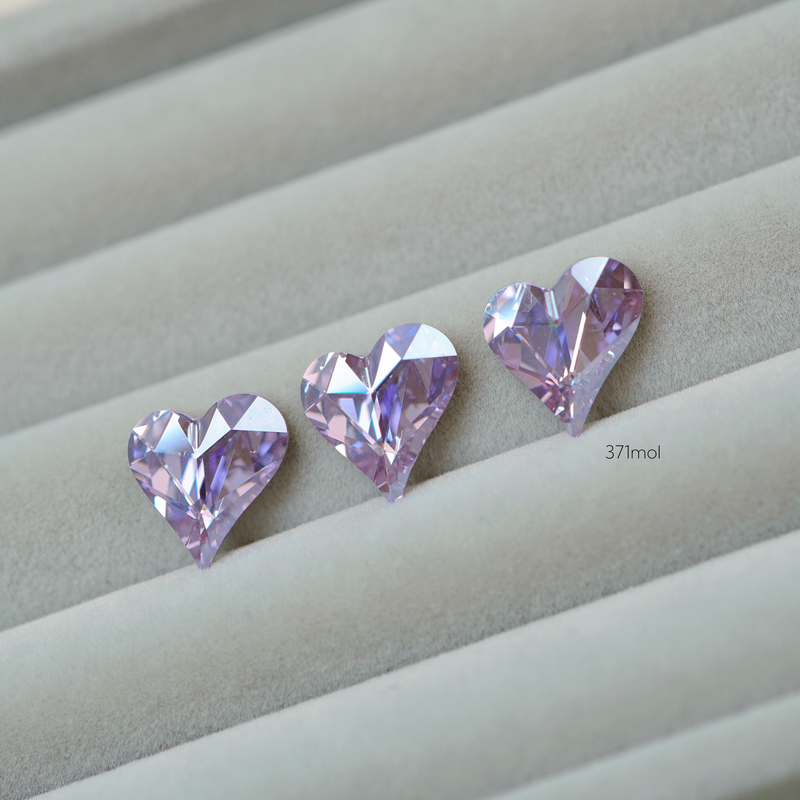 Swarovski 3D Crystal #4809 371MOL Violet Moonlight 13x12mm