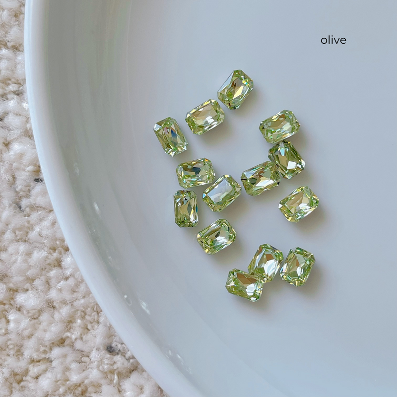 3D Emerald 8x6mm 3pcs