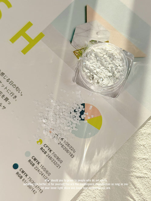 Matte Heartflakes – Pure White