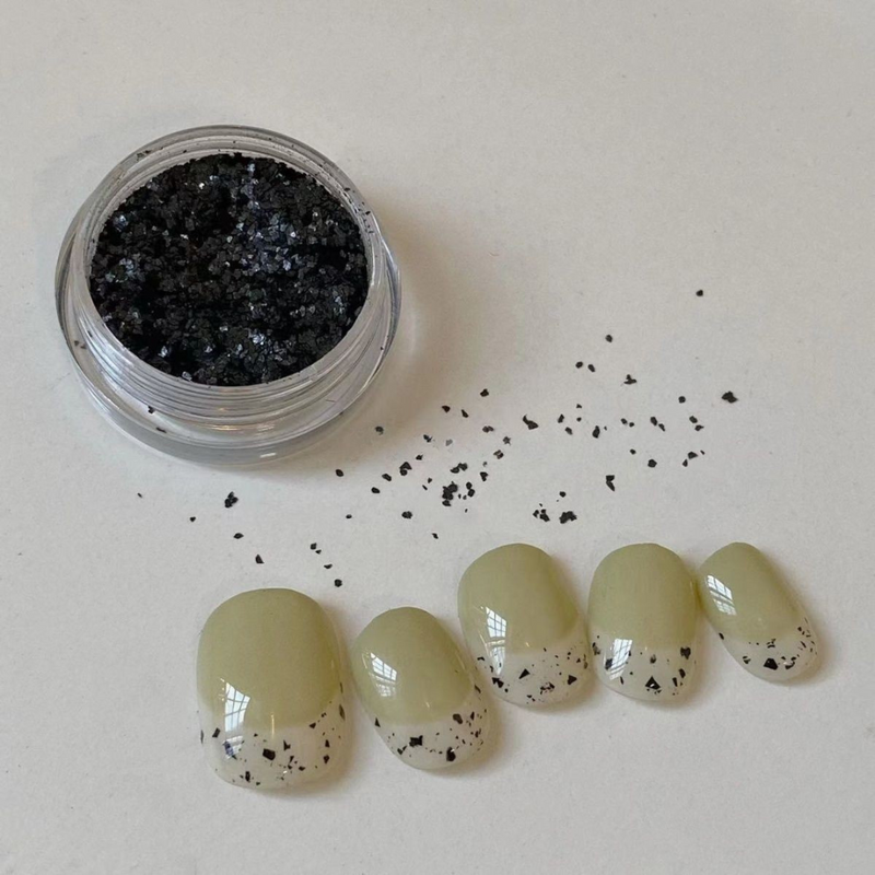 Speckle Eggshell Flakes