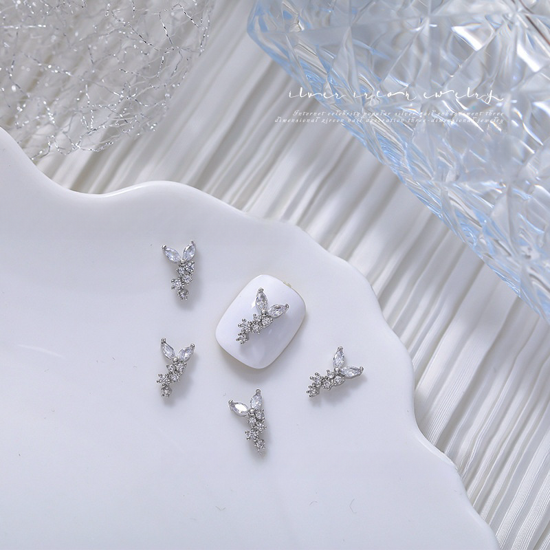 Nail Art Charm Crystal Butterfly 6x11cm 2pcs
