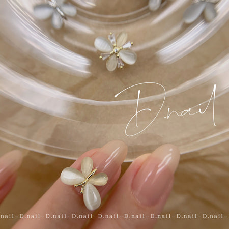 D.nail Silky Butterfly Gold
