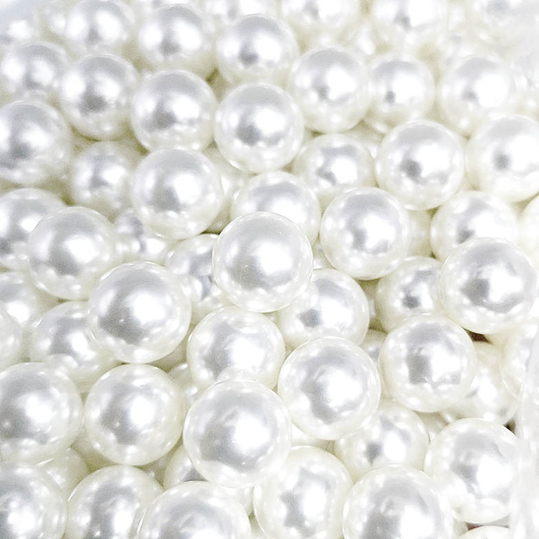 Round Pearls 4mm White P-01